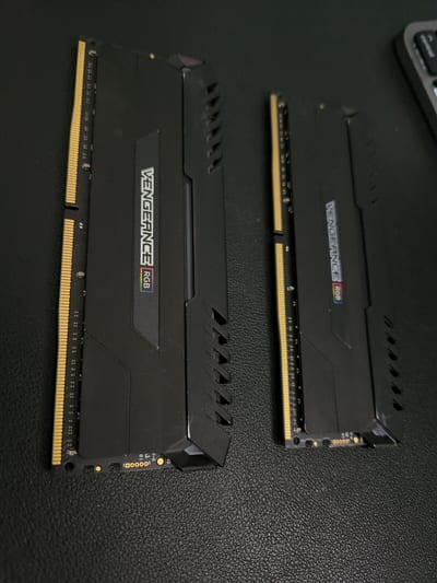 Corsair Vengeance RGB Pro 32GB (2x16GB) DDR4-3000 CL15