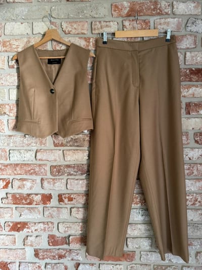 Massimo Dutti vest size 38/40